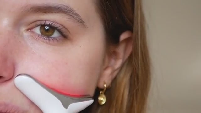 Vidéo using lift pro product for face lifting